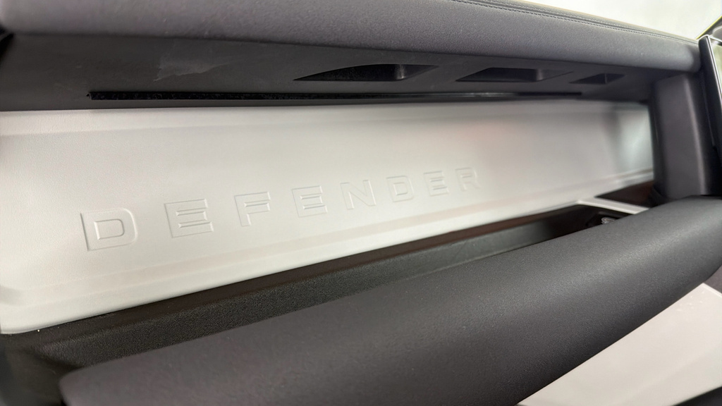 Land Rover Defender 110 X-dynamic Se Black #28