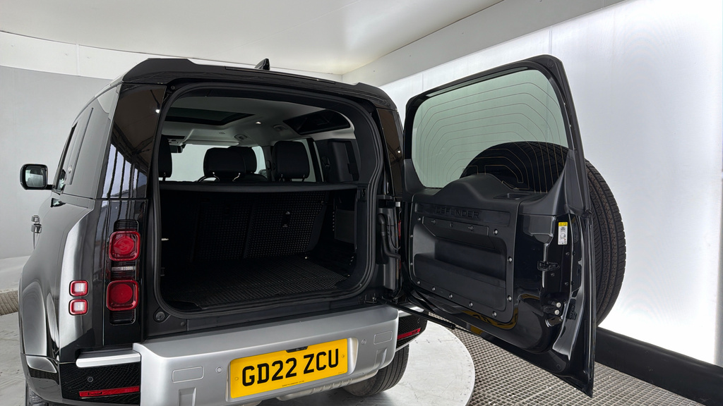 Land Rover Defender 110 X-dynamic Se Black #32