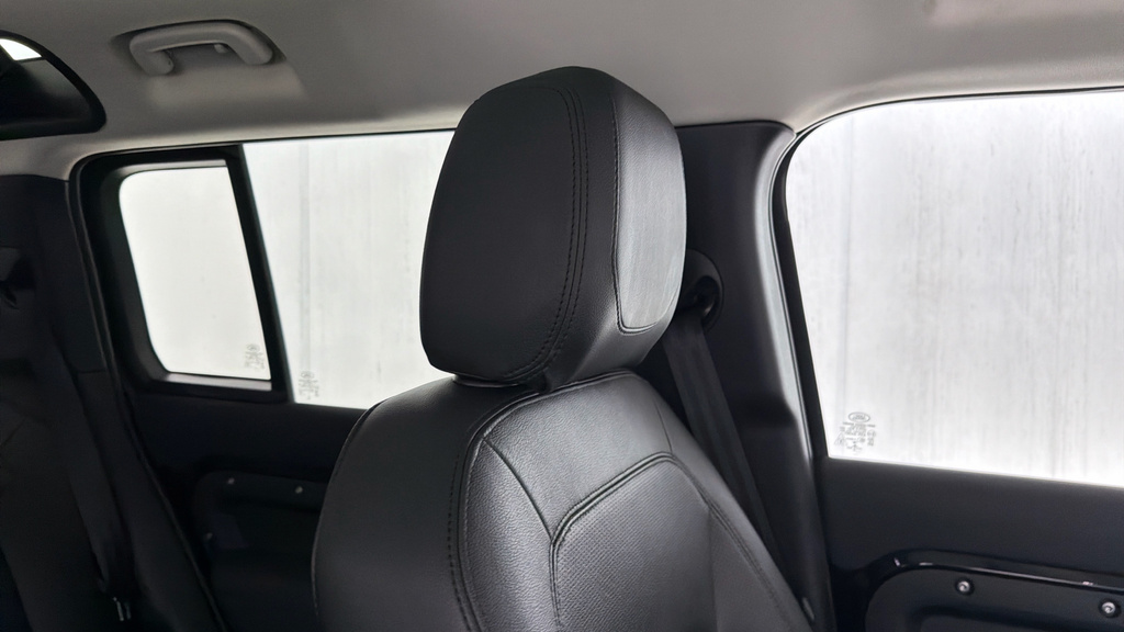 Land Rover Defender 110 X-dynamic Se Black #39