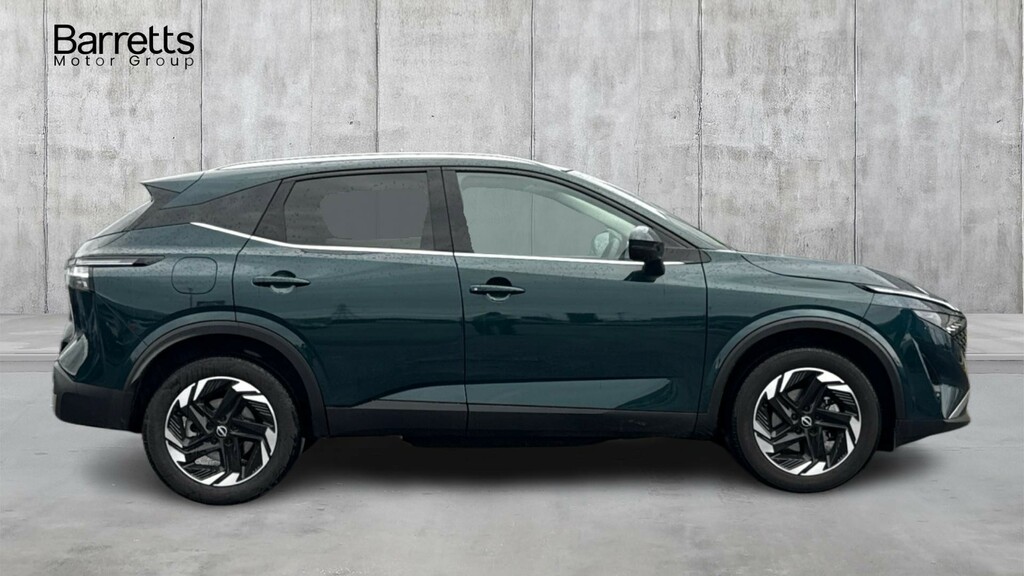 Nissan Qashqai 1.3 Dig-t Mhev N-connecta Hybrid Green #2