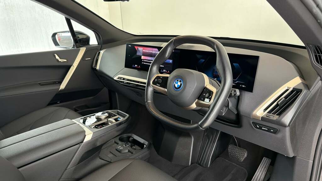 BMW iX 40 76.6Kwh M Sport Edition Suv X Black #6