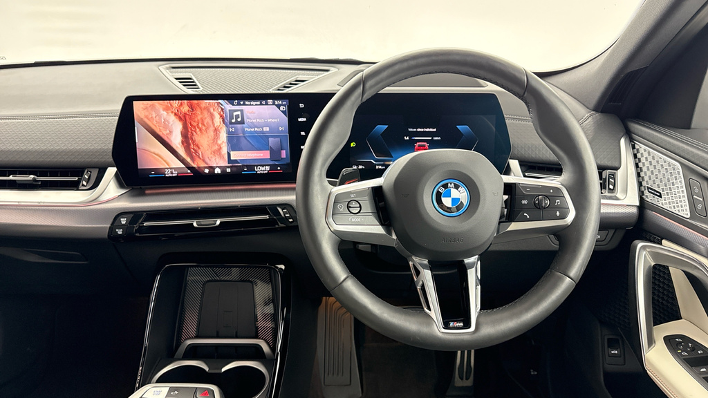 BMW iX2 20 66.5Kwh Shadow Edition Suv Ed Red #5