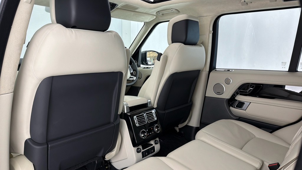 Land Rover Range Rover 3.0 P400 Vogue Blue #49