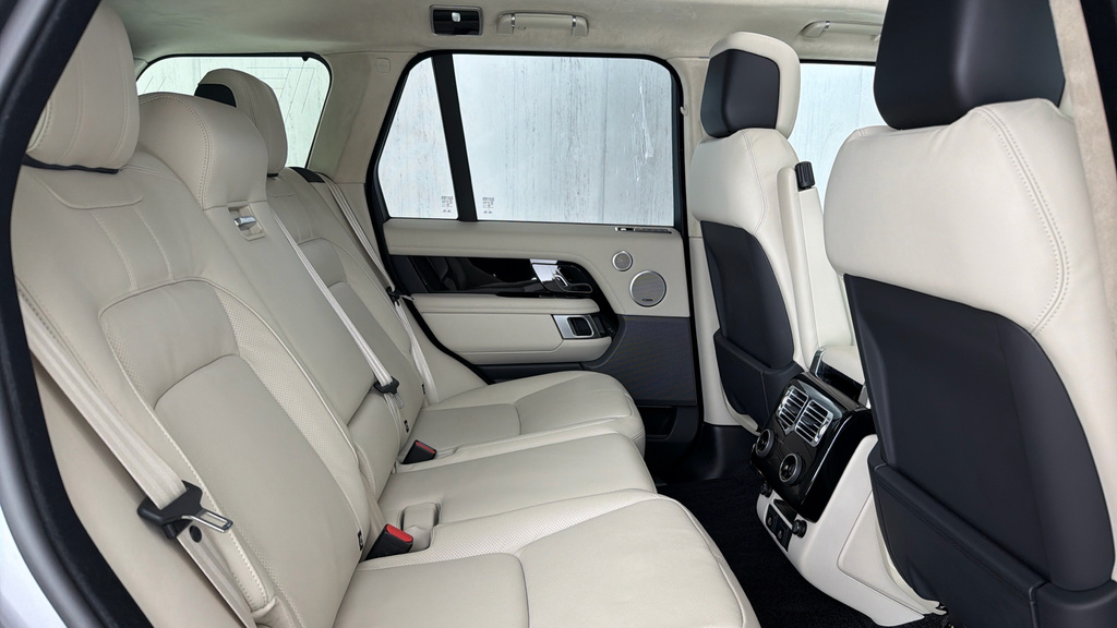 Land Rover Range Rover 3.0 P400 Vogue Blue #41
