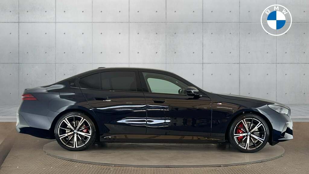 BMW i5 40 83.9Kwh M Sport Pro Edrive 11Kw Charg Black #3