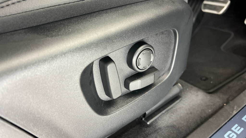 Land Rover Range Rover Evoque Land Rover Range Rover Evoque Hatchb 1.5 P270e Dyn Silver #21