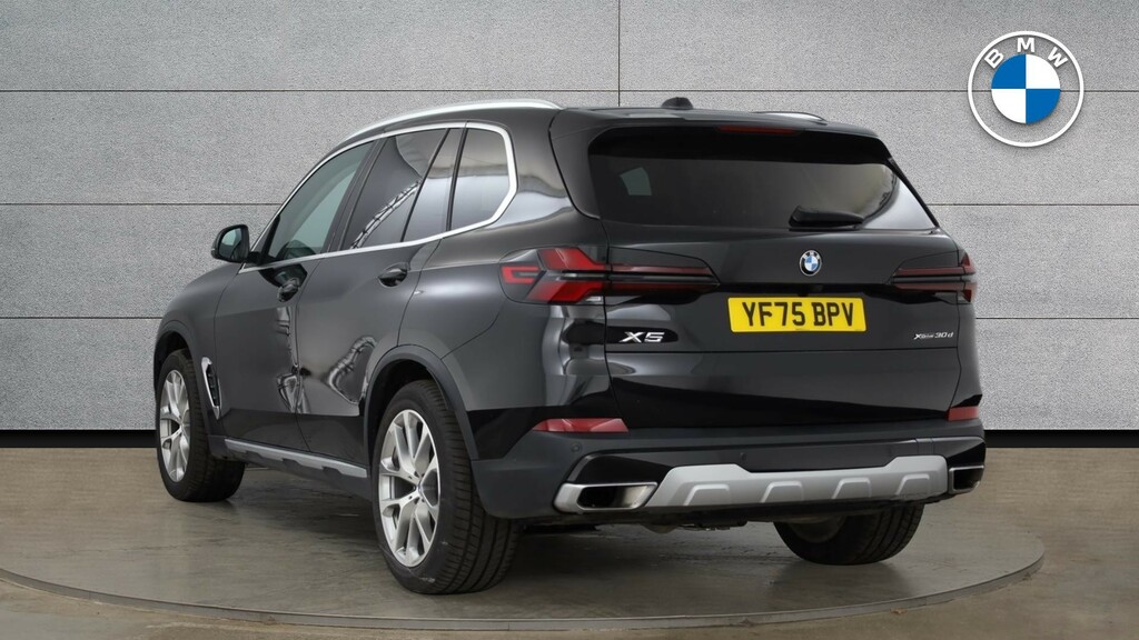 BMW X5 3.0 30D Mht Xline Suv Hybrid Steptronic Black #2