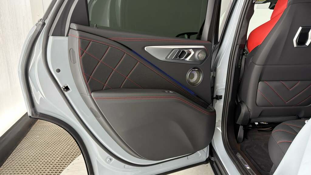 BMW XM 5dr Auto Black #34