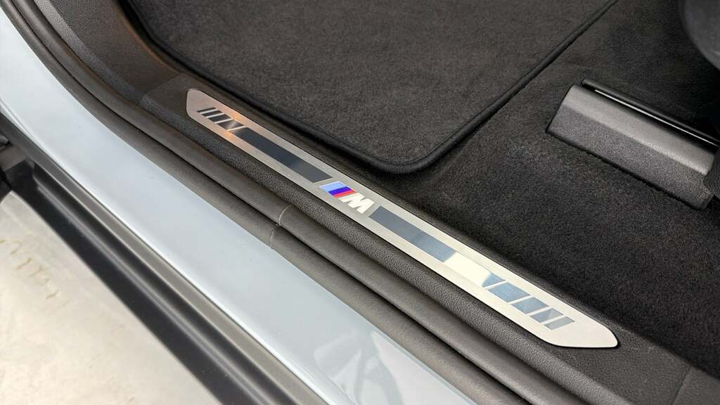 BMW XM 5dr Auto Black #27