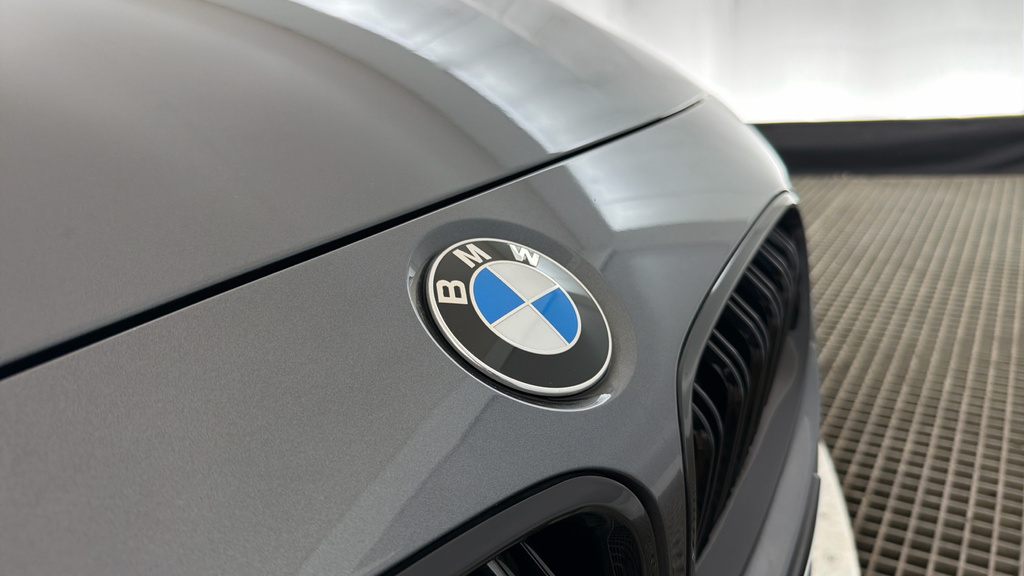 BMW 3 Series 318D Sport White #24