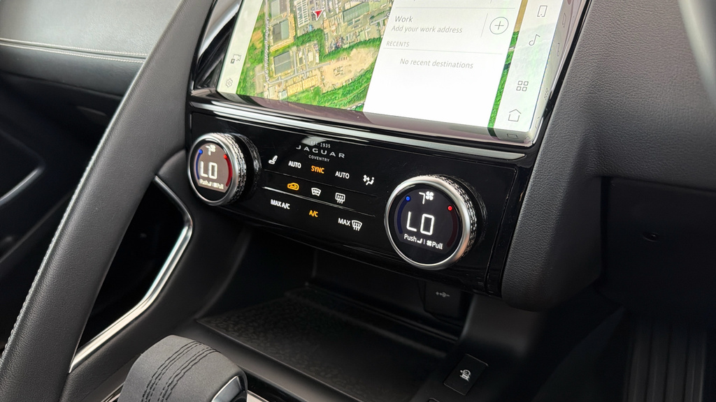 Jaguar E-Pace E-pace R-dynamic S D Mhev Awd White #42