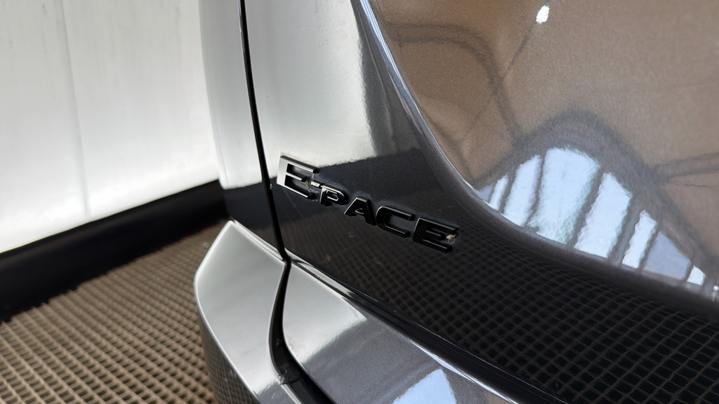Jaguar E-Pace E-pace R-dynamic S D Mhev Awd White #32