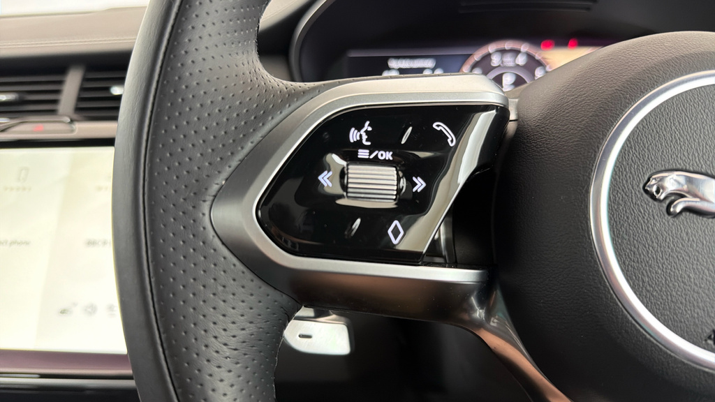 Jaguar E-Pace E-pace R-dynamic S D Mhev Awd White #20