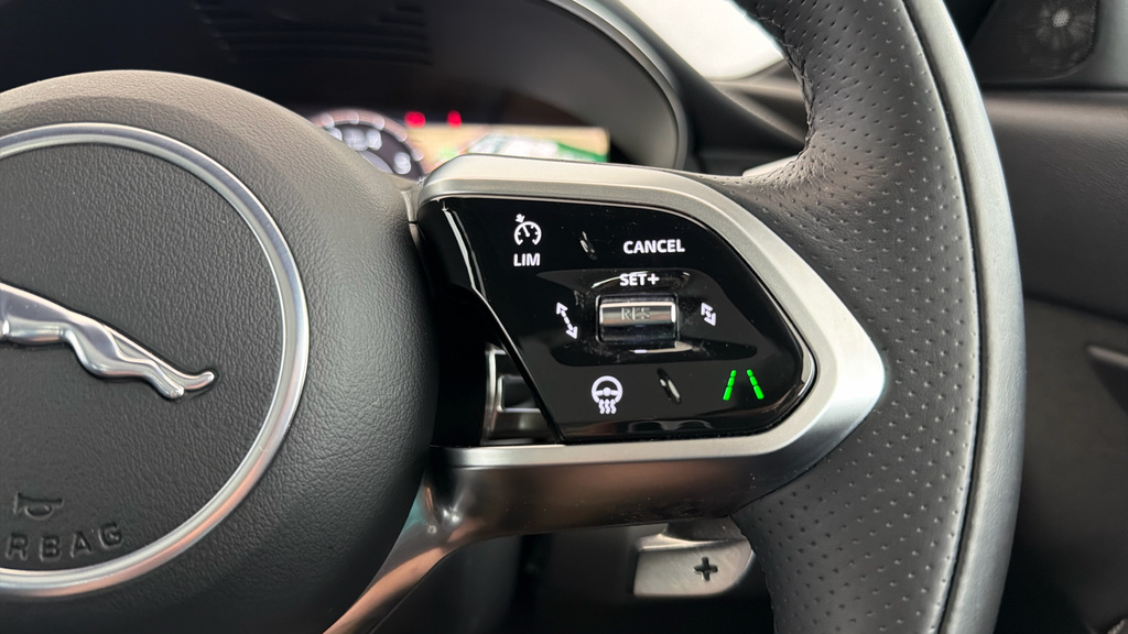 Jaguar E-Pace E-pace R-dynamic S D Mhev Awd White #22