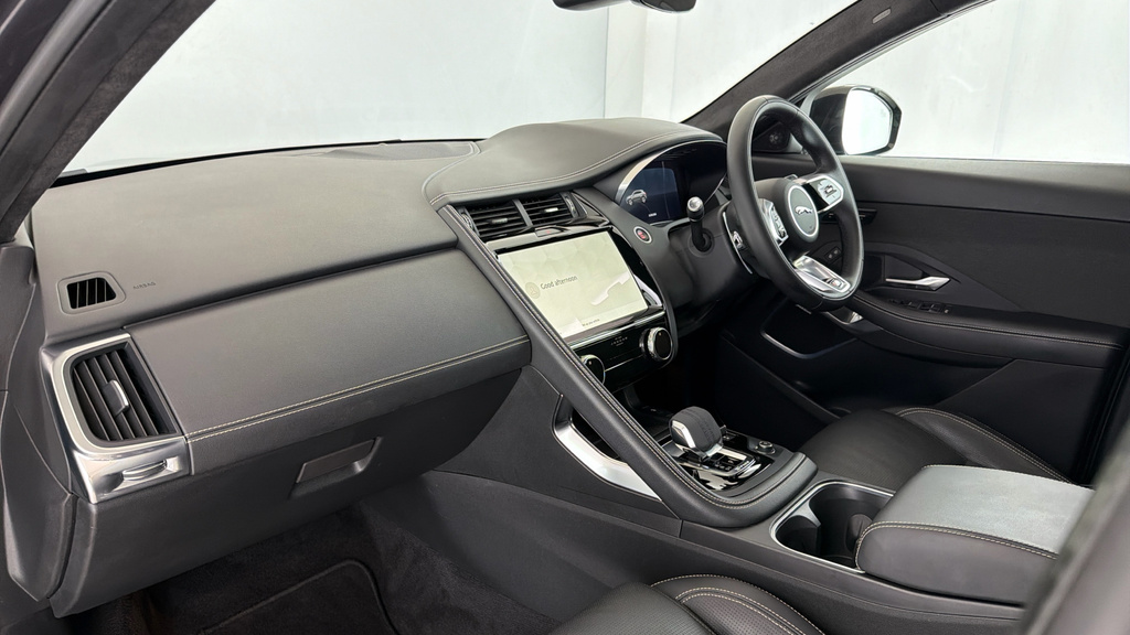 Jaguar E-Pace E-pace R-dynamic S D Mhev Awd White #30