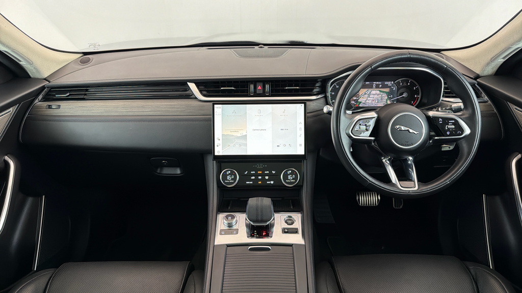 Jaguar F-Pace P250i R-dynamic S White #9