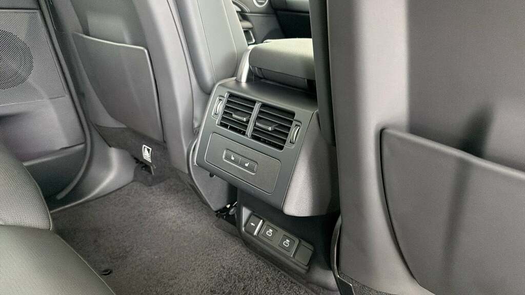 Land Rover Discovery 3.0 D350 Dynamic Hse Black #18