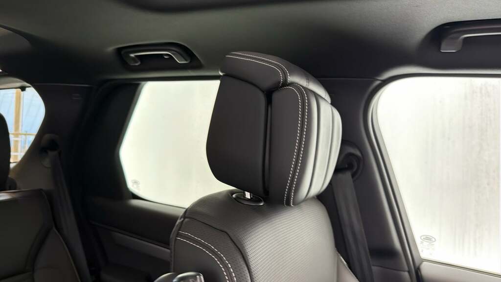 Land Rover Discovery 3.0 D350 Dynamic Hse Black #23