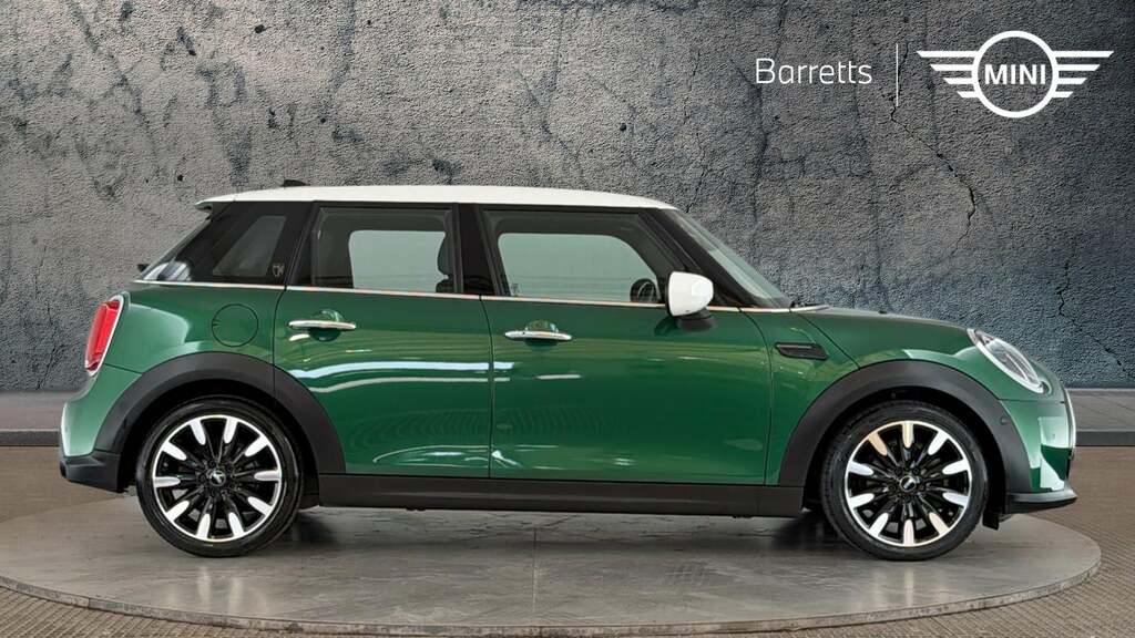 Mini Hatch 1.5 Cooper Exclusive Hatchback Steptron Green #3