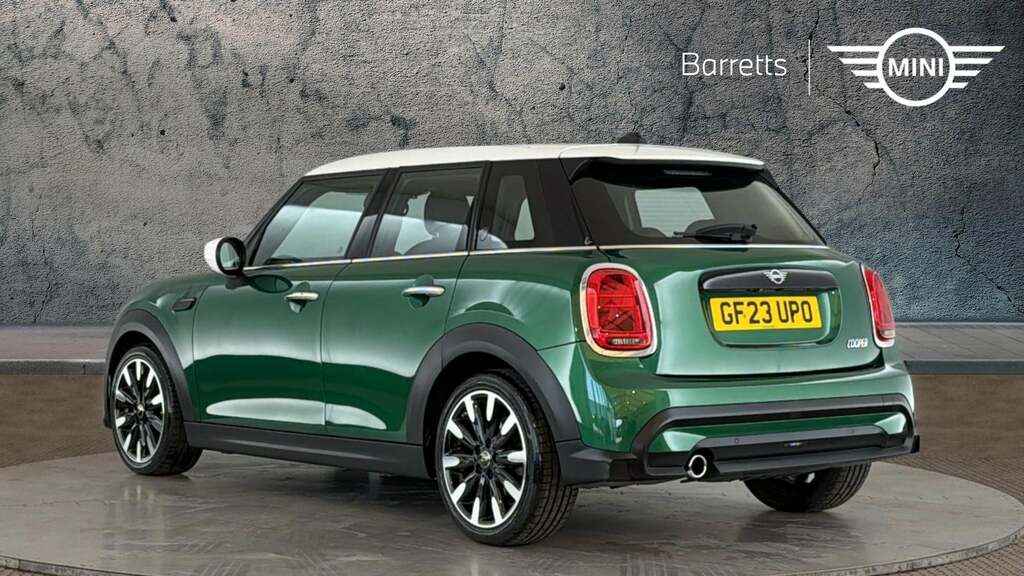 Mini Hatch 1.5 Cooper Exclusive Hatchback Steptron Green #2