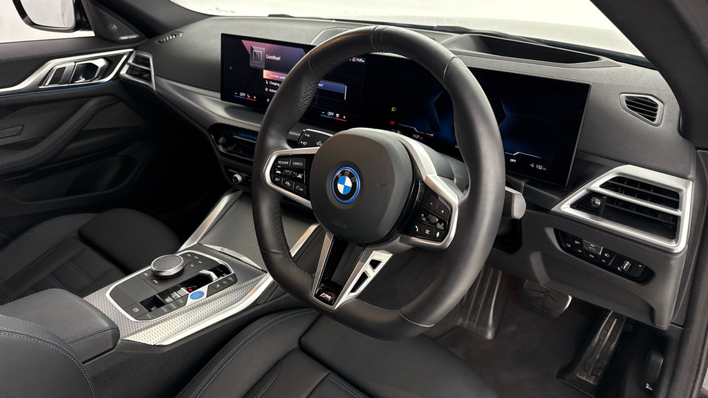 BMW i4 40 83.9Kwh M Sport Gran Coupe Ed Black #6