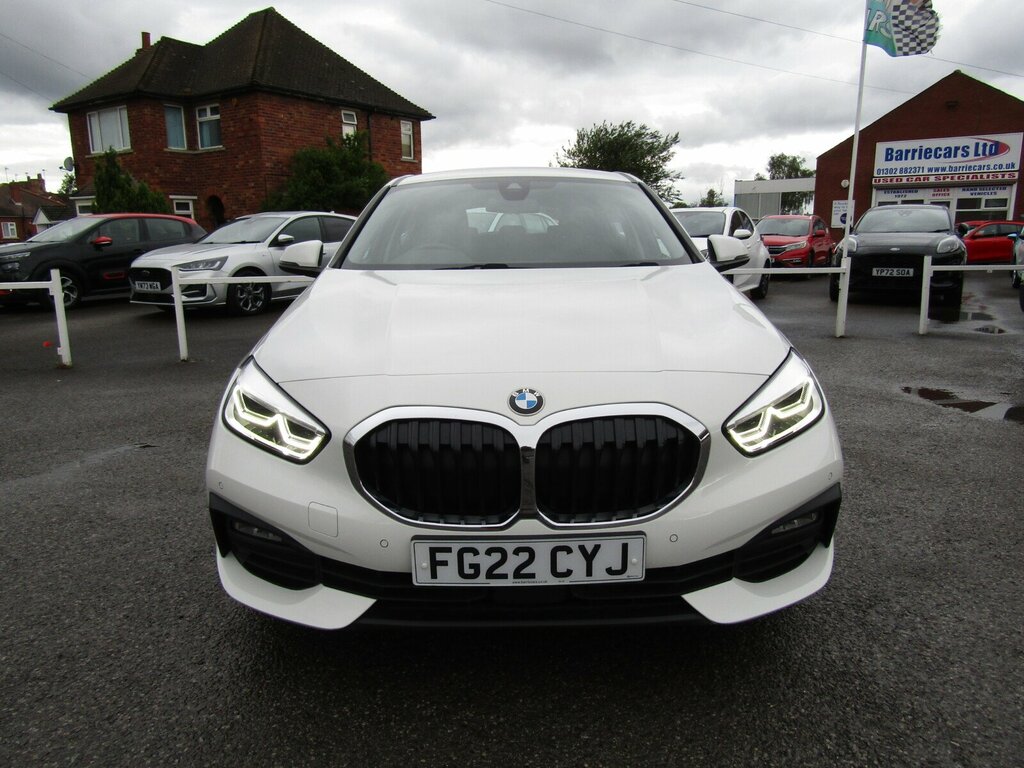 BMW 1 Series 1.5 116D Se Lcp Euro 6 S S FG22CYJ White #4