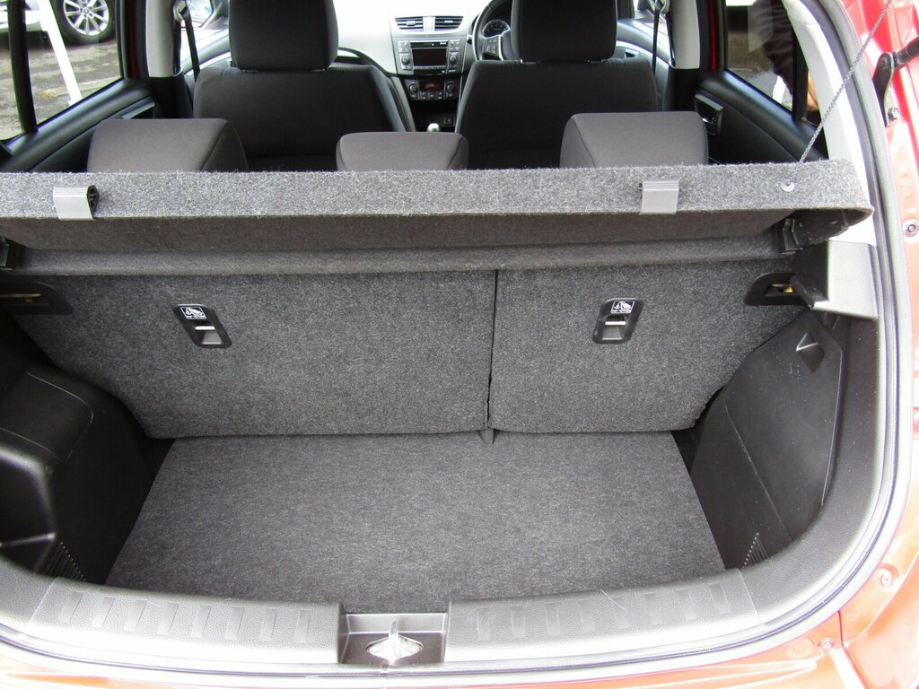 Suzuki Swift 1.2 Sz3 White 35 White #19