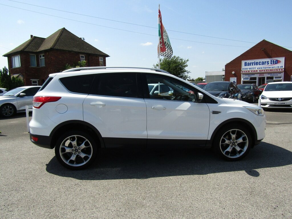 Ford Kuga 2.0 Tdci Titanium 2Wd Euro 6 S S White #6