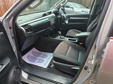 Toyota HILUX Active Dcab Pick Up 2.4 D-4d #14