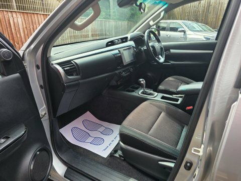 Toyota HILUX Active Dcab Pick Up 2.4 D-4d #13