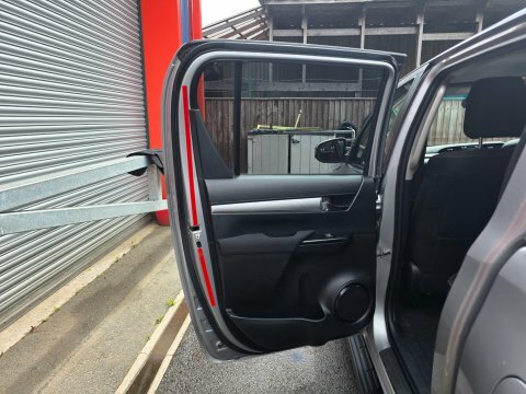 Toyota HILUX Active Dcab Pick Up 2.4 D-4d #23