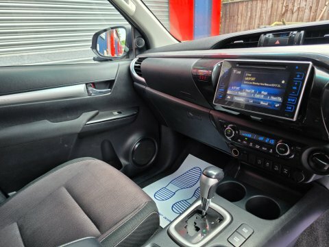 Toyota HILUX Active Dcab Pick Up 2.4 D-4d #11