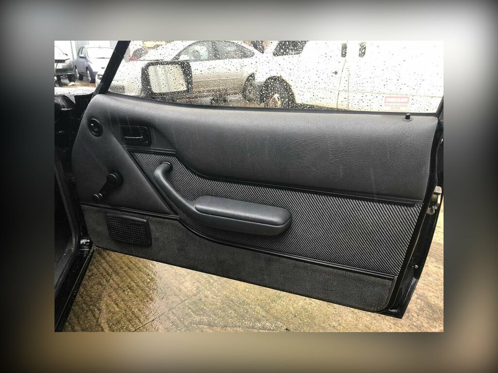 Ford Capri 2.8 Injection Special Fastback  #4
