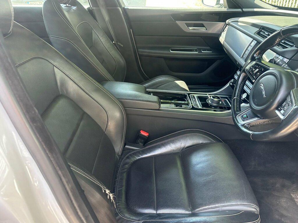 Jaguar XF S #7