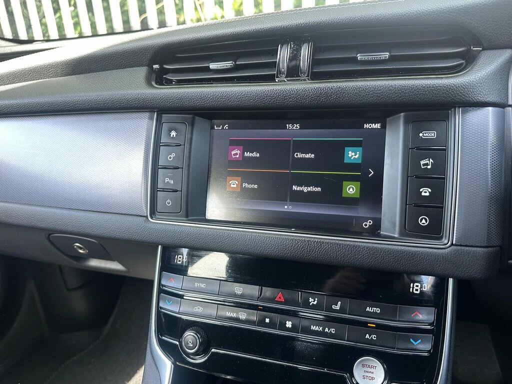 Jaguar XF S #12