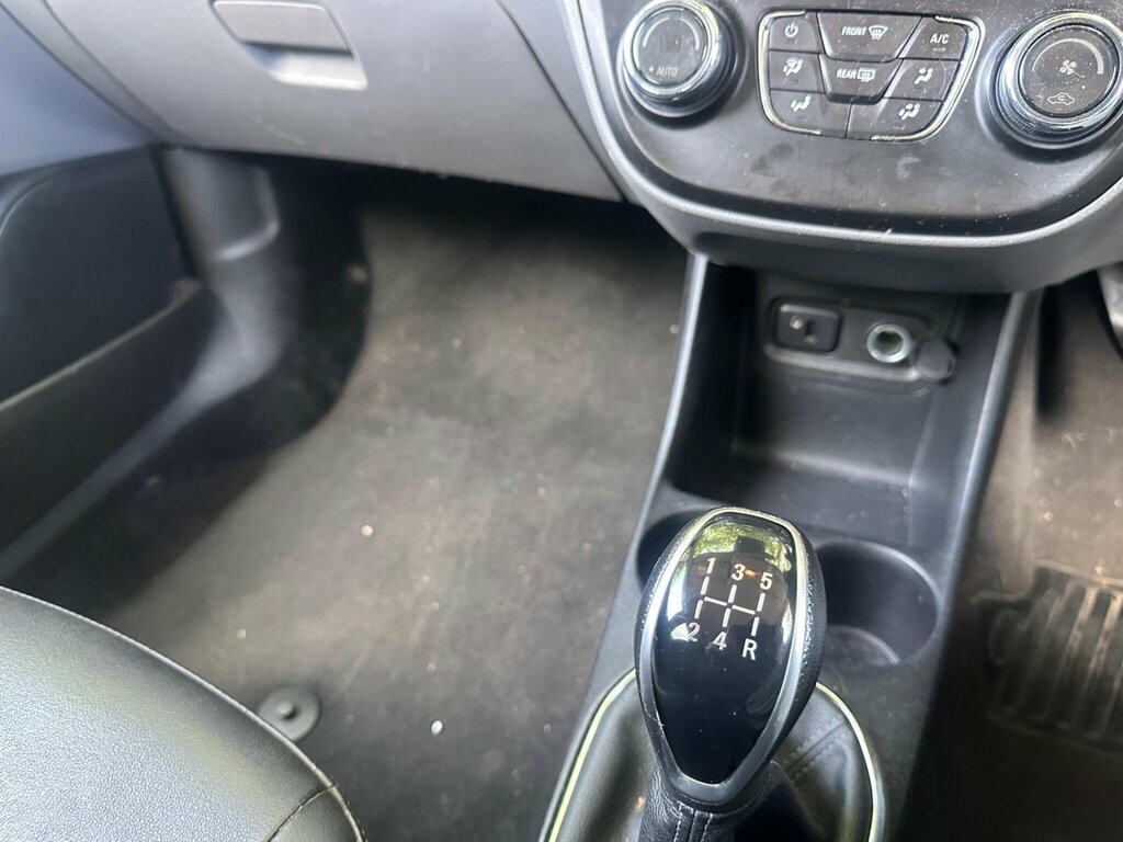 Vauxhall Viva 1.0I Se Euro 6 White #9