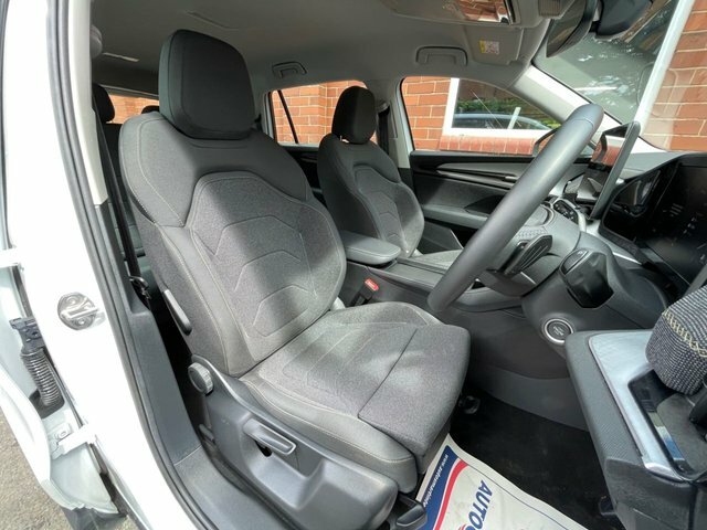 Skoda Kodiaq Tsi E-tec Mhev Se GJ75HXF White #3