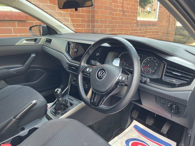 Volkswagen Polo Evo Match Hatchback PL21XYC Grey #3