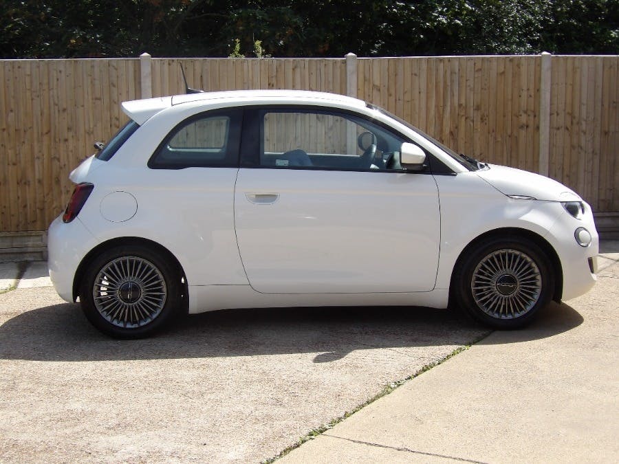 Fiat 500E 42Kwh Icon Hatchback White #3