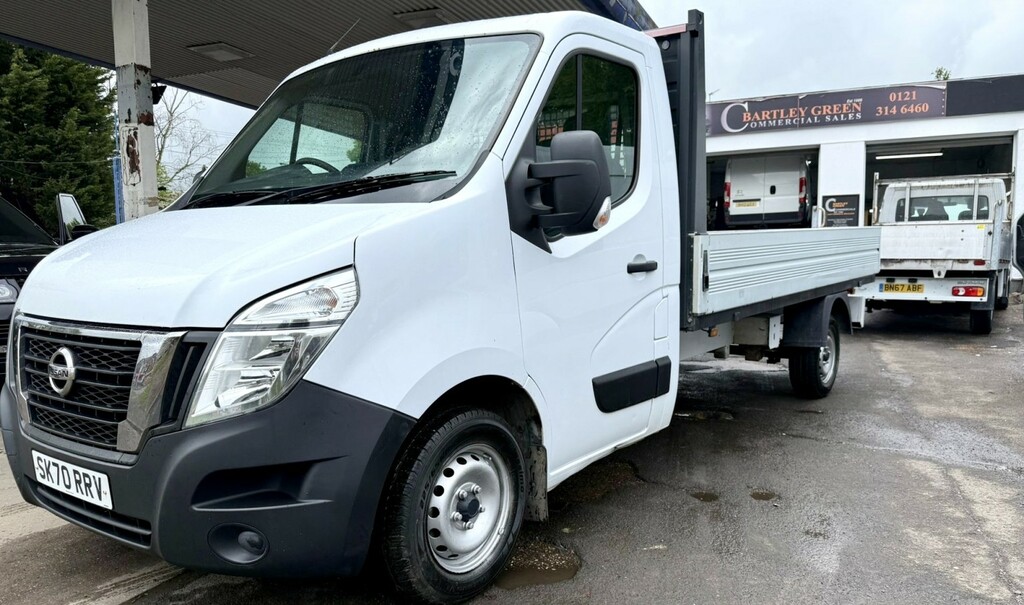 Nissan NV400 #1