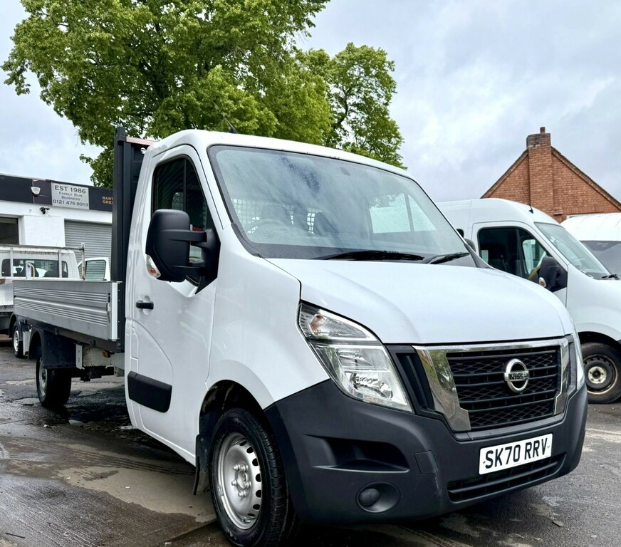 Nissan NV400 #2