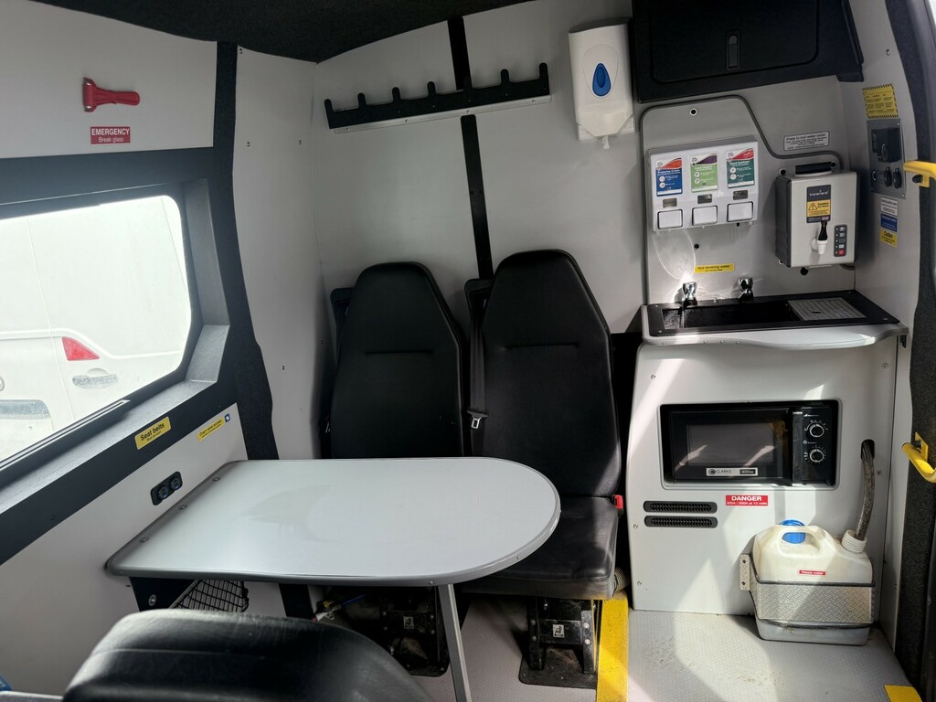 Vauxhall Movano Welfare Welfare Van Ideal Camper 2.3 Cdti 3500 Bit FP21ONL #2