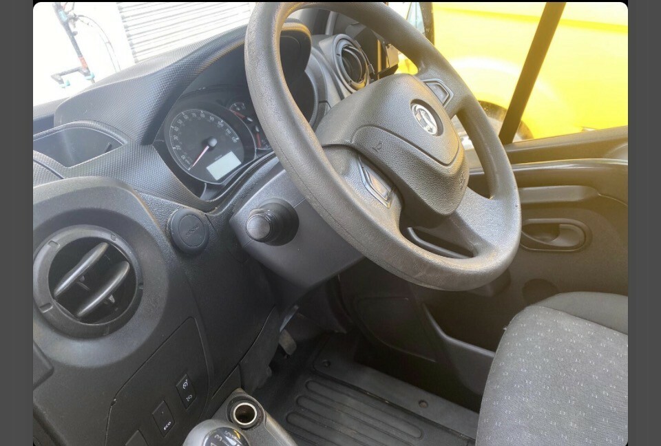 Vauxhall Movano Mpv White #11