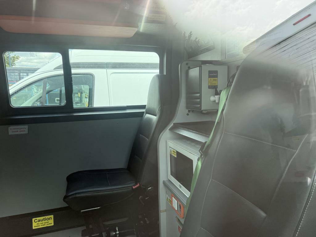 Vauxhall Movano Mpv White #17
