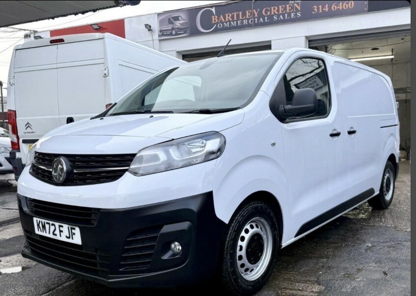 Vauxhall Vivaro Panel Van 1.5 Vivaro Dynamic 1.5D 120 M6 L1h1 2700 