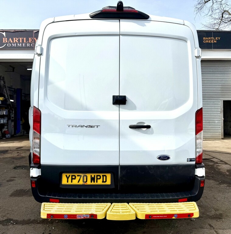Ford Transit Custom Welfare Welfare Van Ideal Camper Conversion 2.0 35 YP70WPD #4