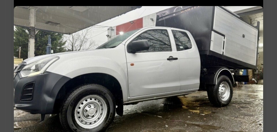 Isuzu D-Max 1.9 Td Utah 4Wd Euro 6 Red #11