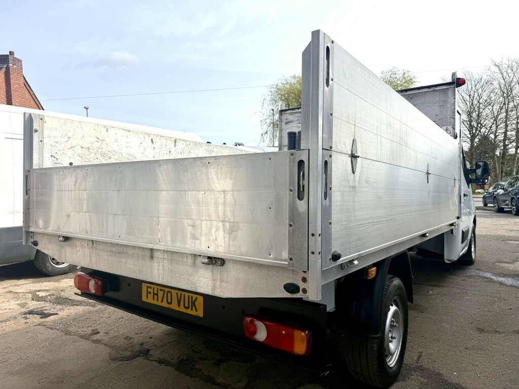 Vauxhall Movano Mpv White #7