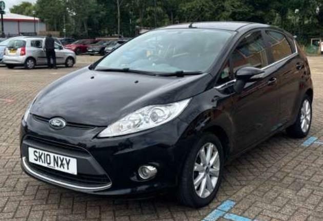 Ford Fiesta Zetec Black #2