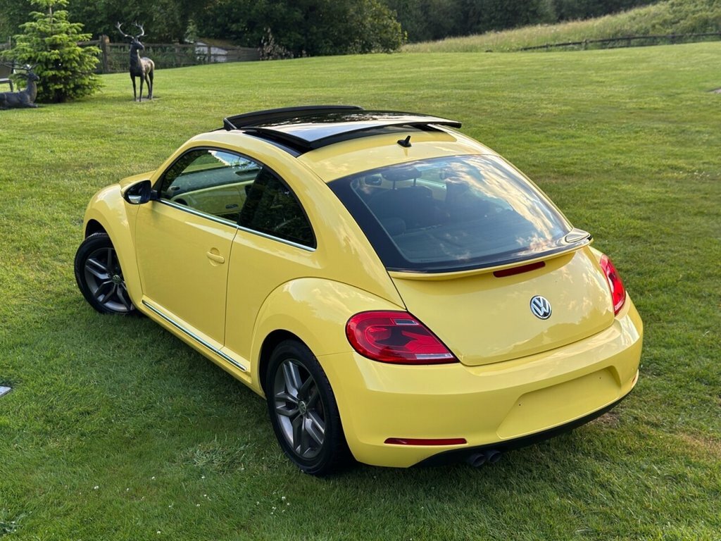 Volkswagen Beetle 1.4L Design Yellow #5